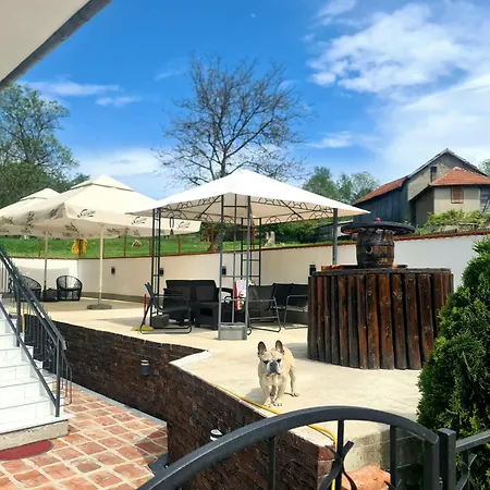 Garden Lux Grujic *