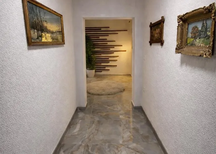 Garden Lux Grujic Krivi Vir